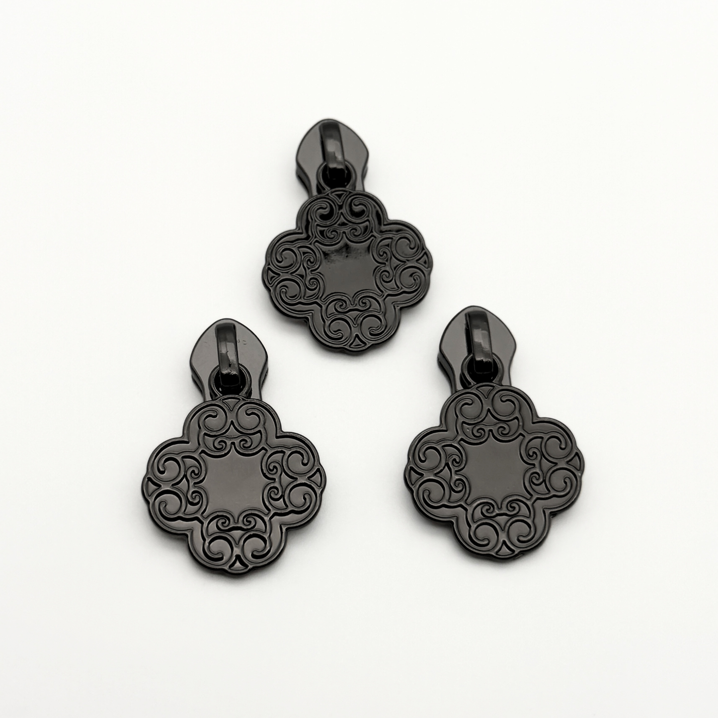 #5 Zipper Pulls – Floral